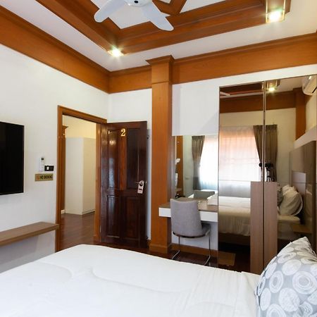Rudi House Villa Patong Екстериор снимка