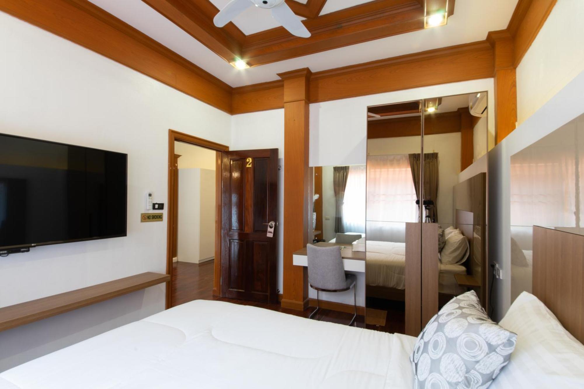 Rudi House Villa Patong Екстериор снимка